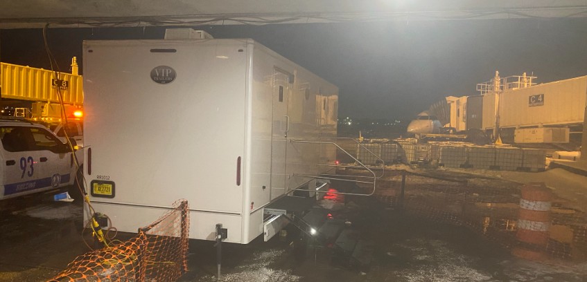 10 station restroom trailer